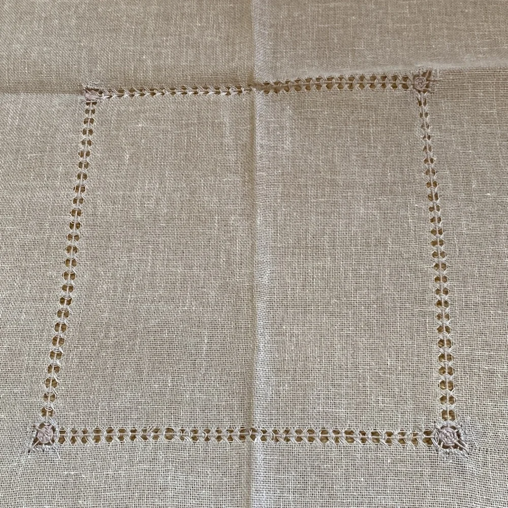 Gray and ivory embroidered Tablecloth & 4 napkins set from France NWOT